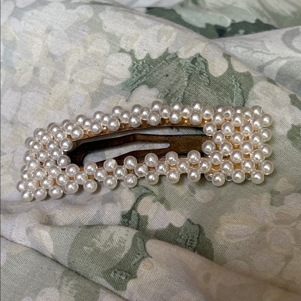 Unbranded Faux Pearl Vintage Vtg 1970s 70s Boho Women’s Hair Clip Accessories